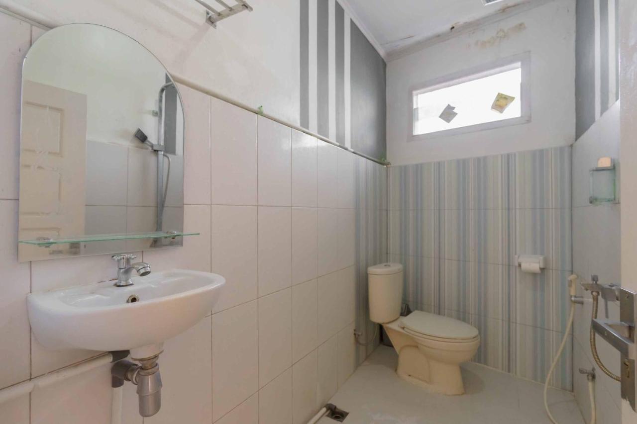 Urbanview Hotel Ananda Syariah By Reddoorz Bukittinggi Exterior foto